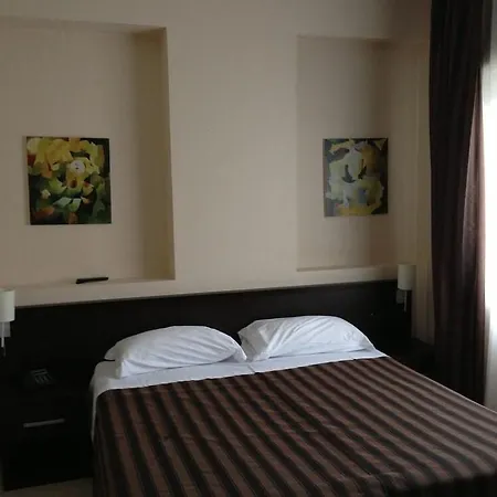 Guest House Residence Hotel 4*